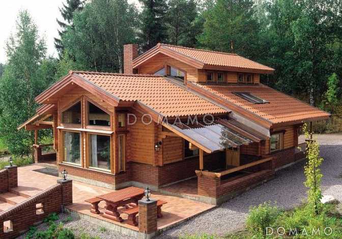 Проект дома из клееного бруса с мансардным окном