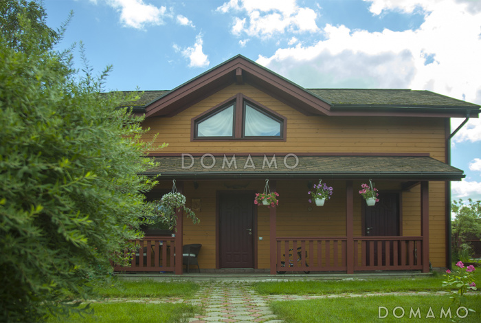 Проект бани из газобетонных блоков с угловой крытой террасой, сараем и мансардным этажом