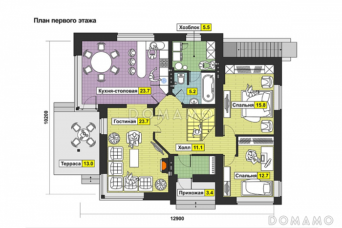 Проект дома с кухней-столовой с выходом на террасу, двумя спальнями на первом этаже, длинным балконом / План 1 этажа