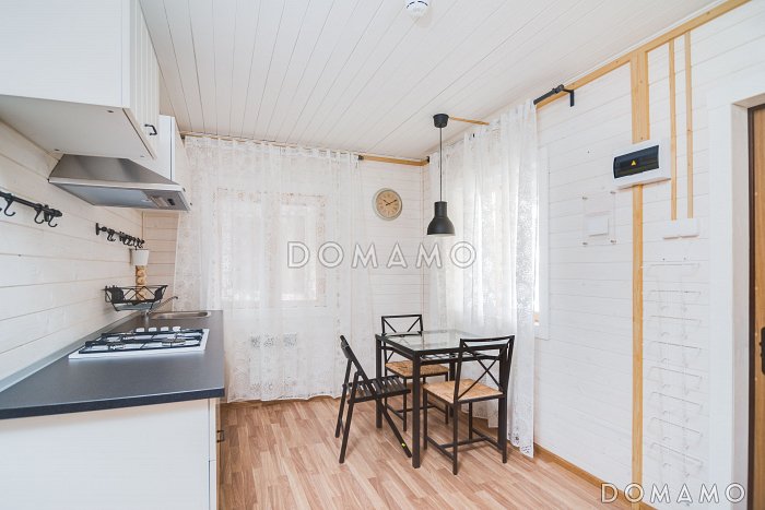 Проект классического дома с крыльцом из бруса